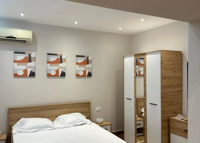 Tirana Home 公寓 *