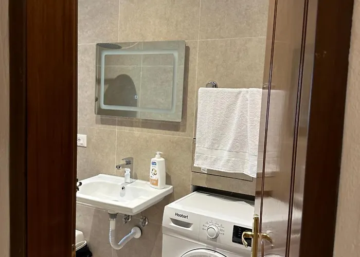 Tirana Home * 地拉那