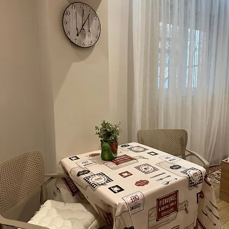 Apartamento Tirana Home *